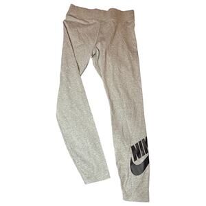 Nike Women’s Gray Leggings Size Large | New with Tags | Athletic Activewear